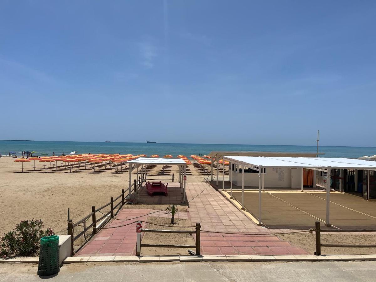 B&B Dea Gela Exterior foto